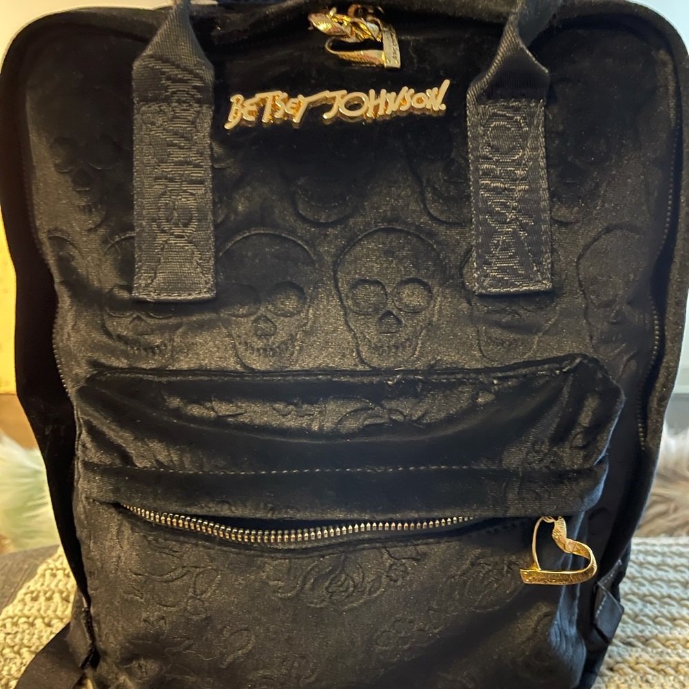 Betsey Johnson Black Skull and Rose Backpack